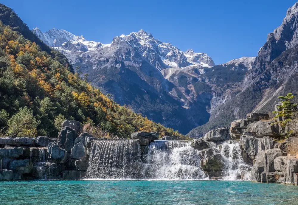 【雲南】滇七彩雲南雙城・香格里拉中甸・藍月谷・神秘女兒國・瀘沽湖・大理＋麗江｜文化考察交流團、無購物